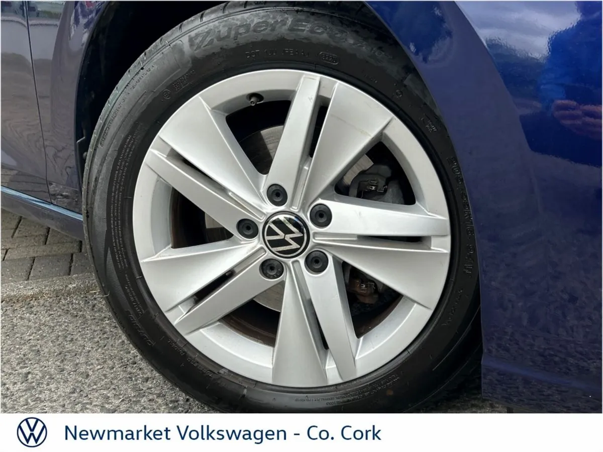 Volkswagen Golf 1.0TSI 110BHP LIFE 6 SPEED PETROL - Image 2