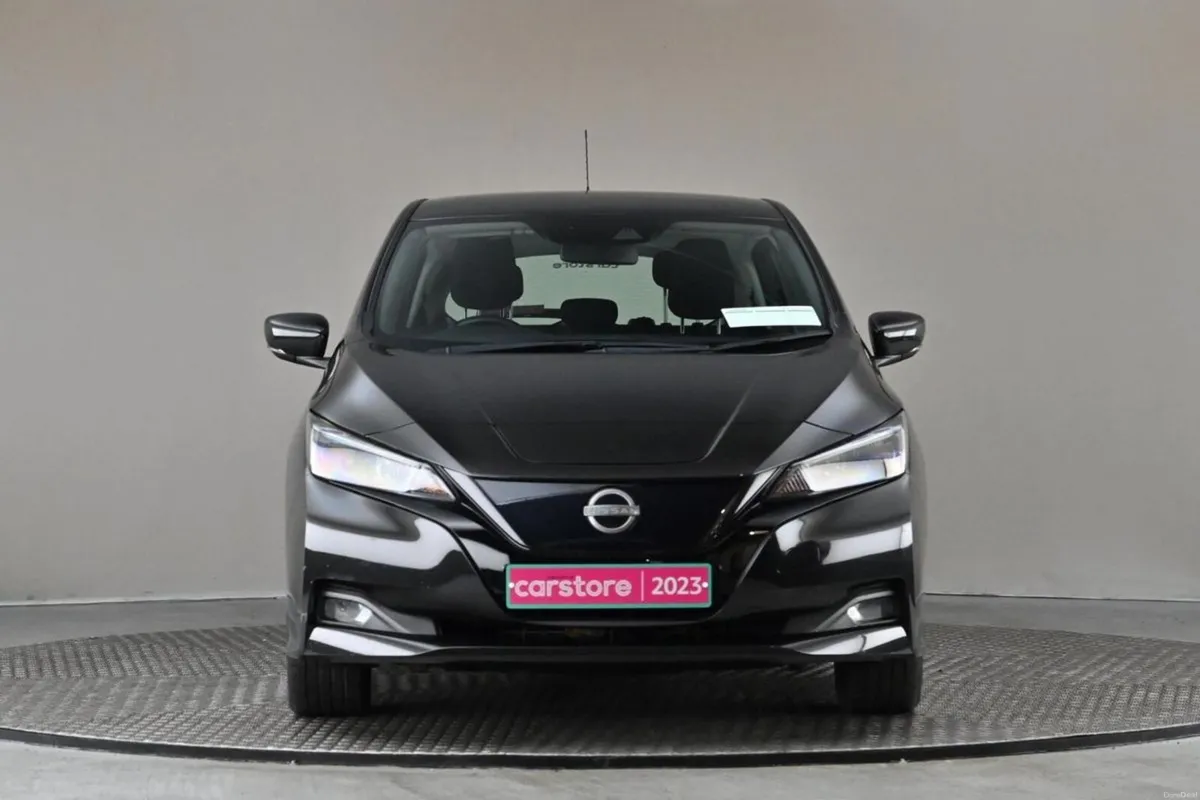 Nissan Leaf EV ACENTA 40KW 150BHP **REVERSE CAM** - Image 2