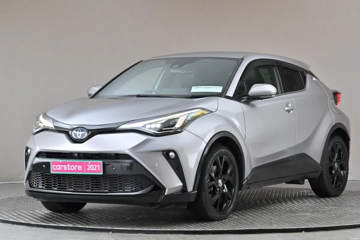 Toyota C-HR 1.8 HYBRID **HALF LEATHER**360 PAN CAM - Image 3