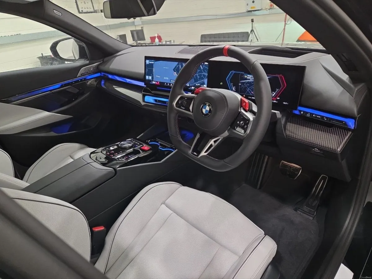 BMW M5 M5 Saloon - Image 6
