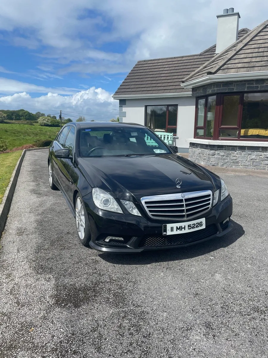 Mercedes E250 Sport Special Edition - FSH - Image 2