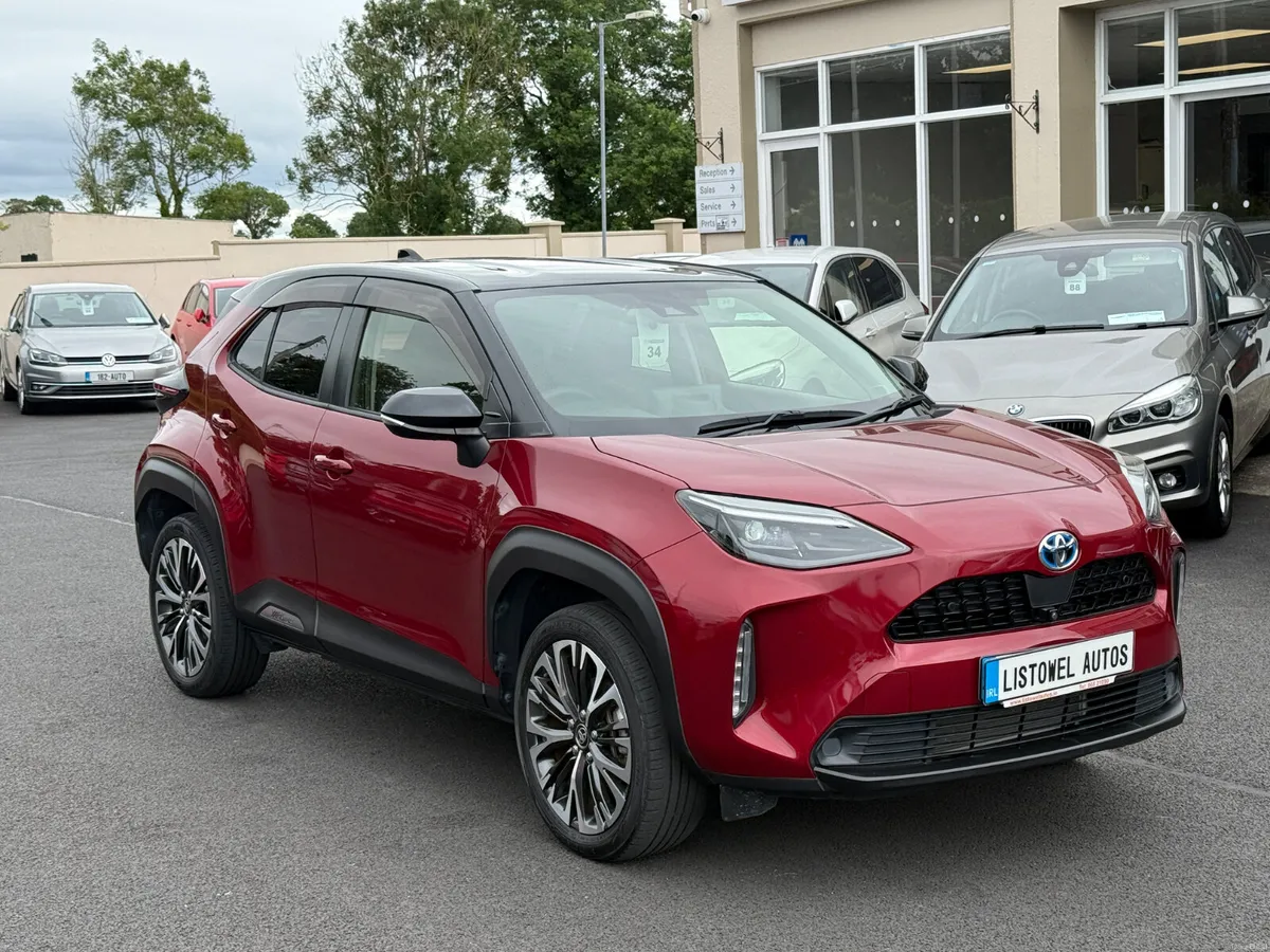 211 TOYOTA YARIS CROSS HYBRID 1.5 PETROL AUTO - Image 4