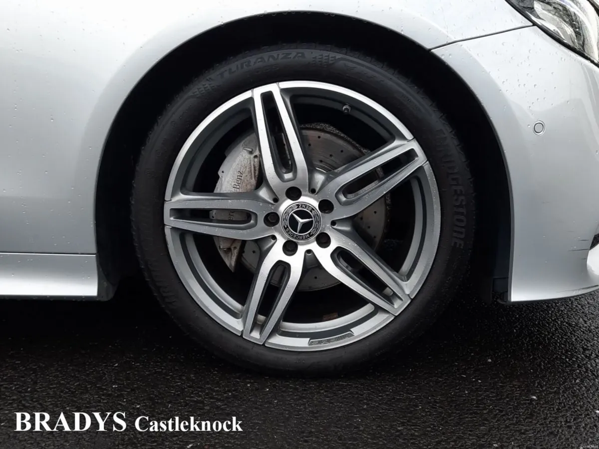 Mercedes-Benz E-Class E220d AMG Coupe Premium Plus - Image 5