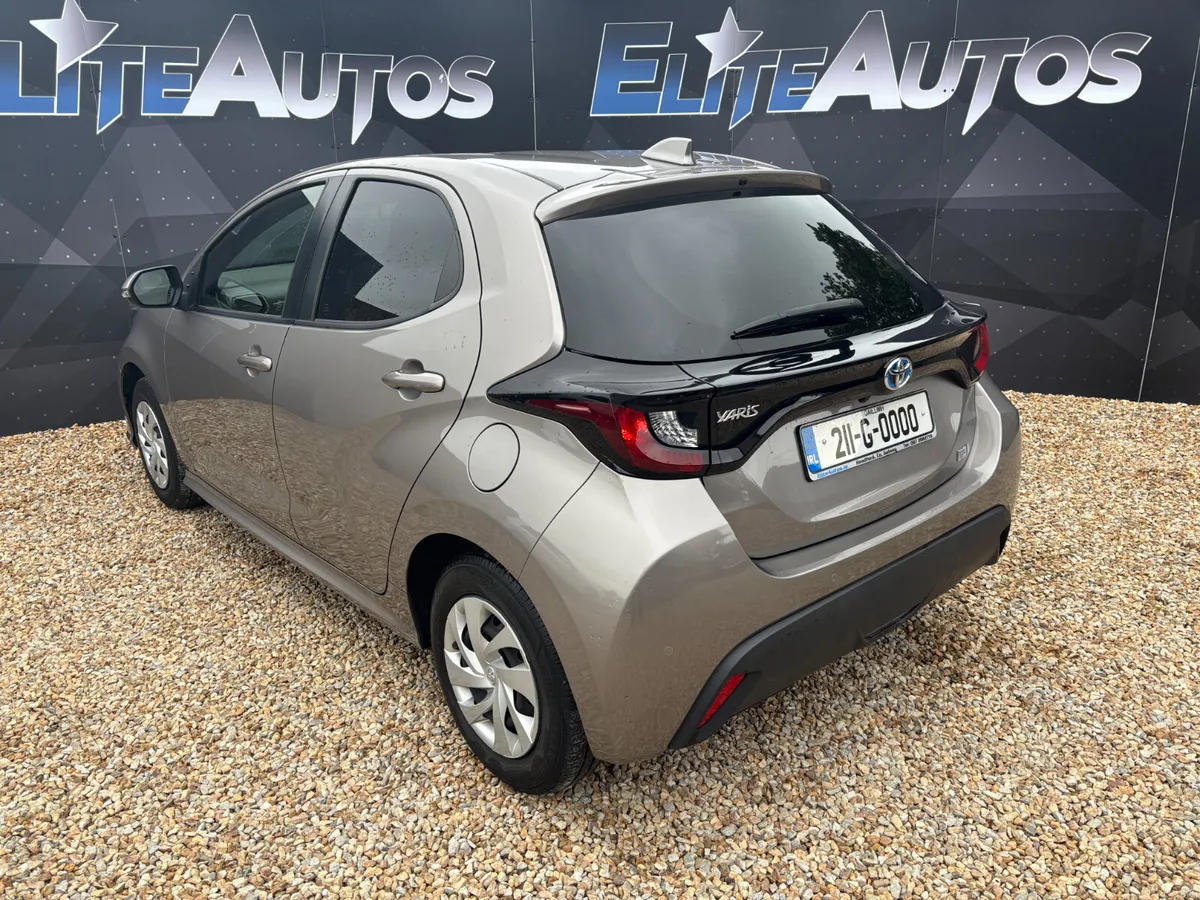 2021 Toyota Yaris Grey - Image 3