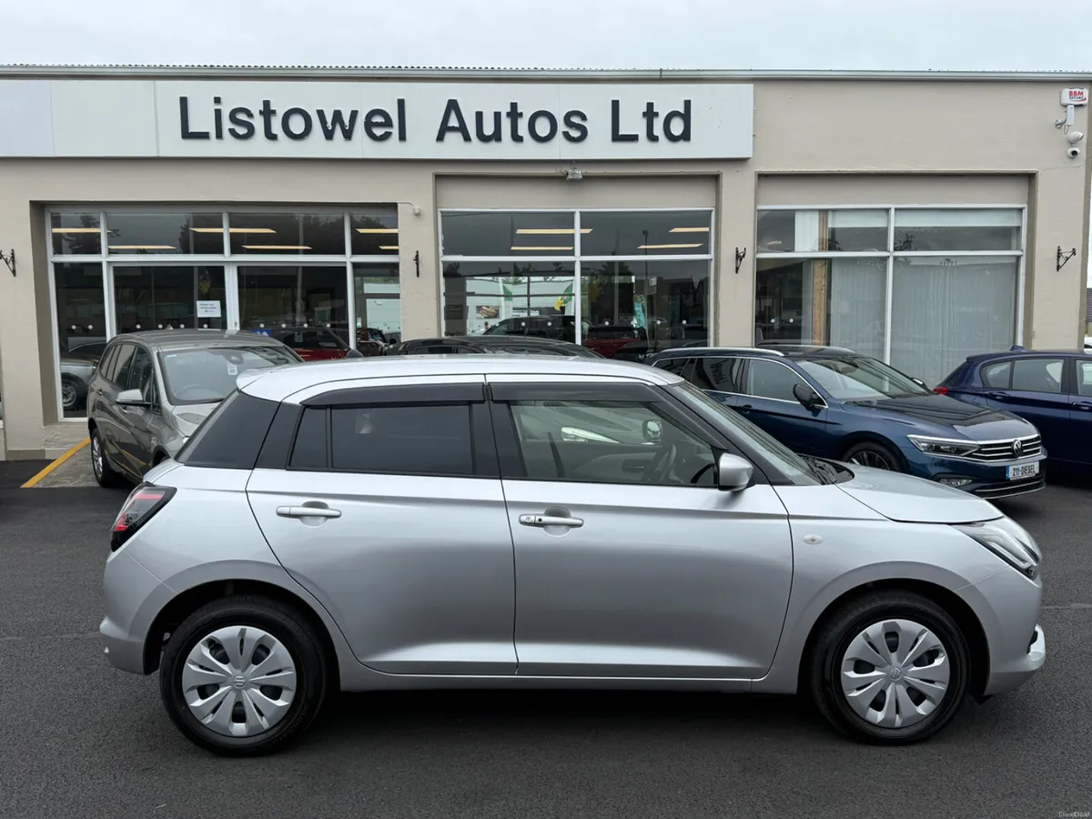 242 SUZUKI SWIFT 1.2 PETROL AUTOMATIC 82BHP - Image 1