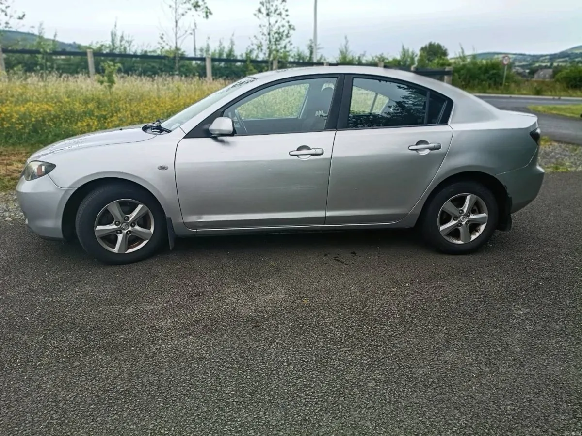 2010 Mazda 3 1.6 Touring - Image 4