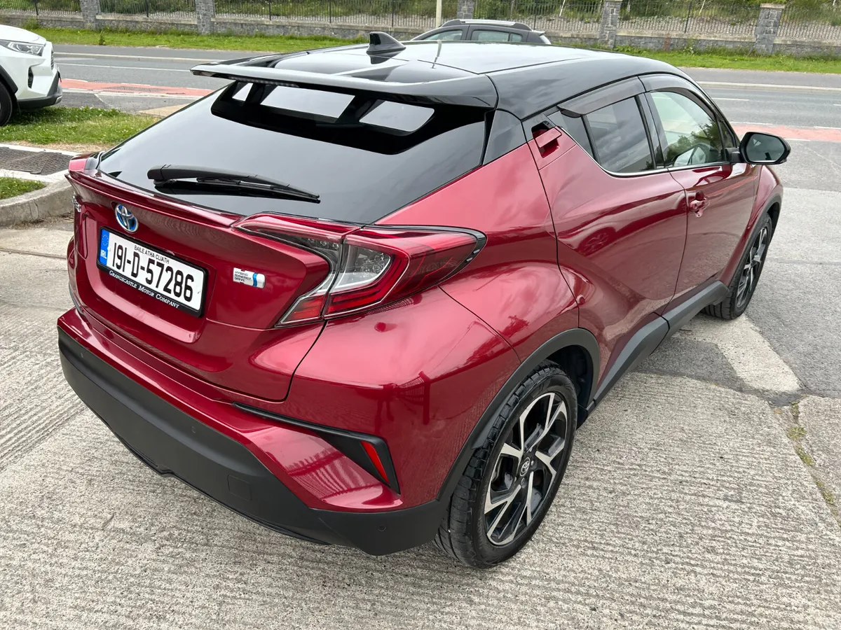TOYOTA CHR 2019, 1.8 HYBRID AUTO LOW KM HIGH SPEC - Image 6