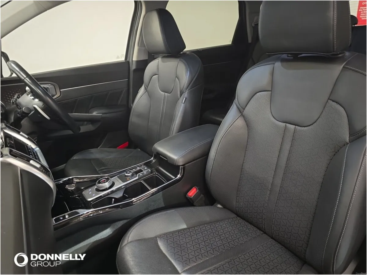 Kia Sorento Diesel Station Wagon 3 - Image 5