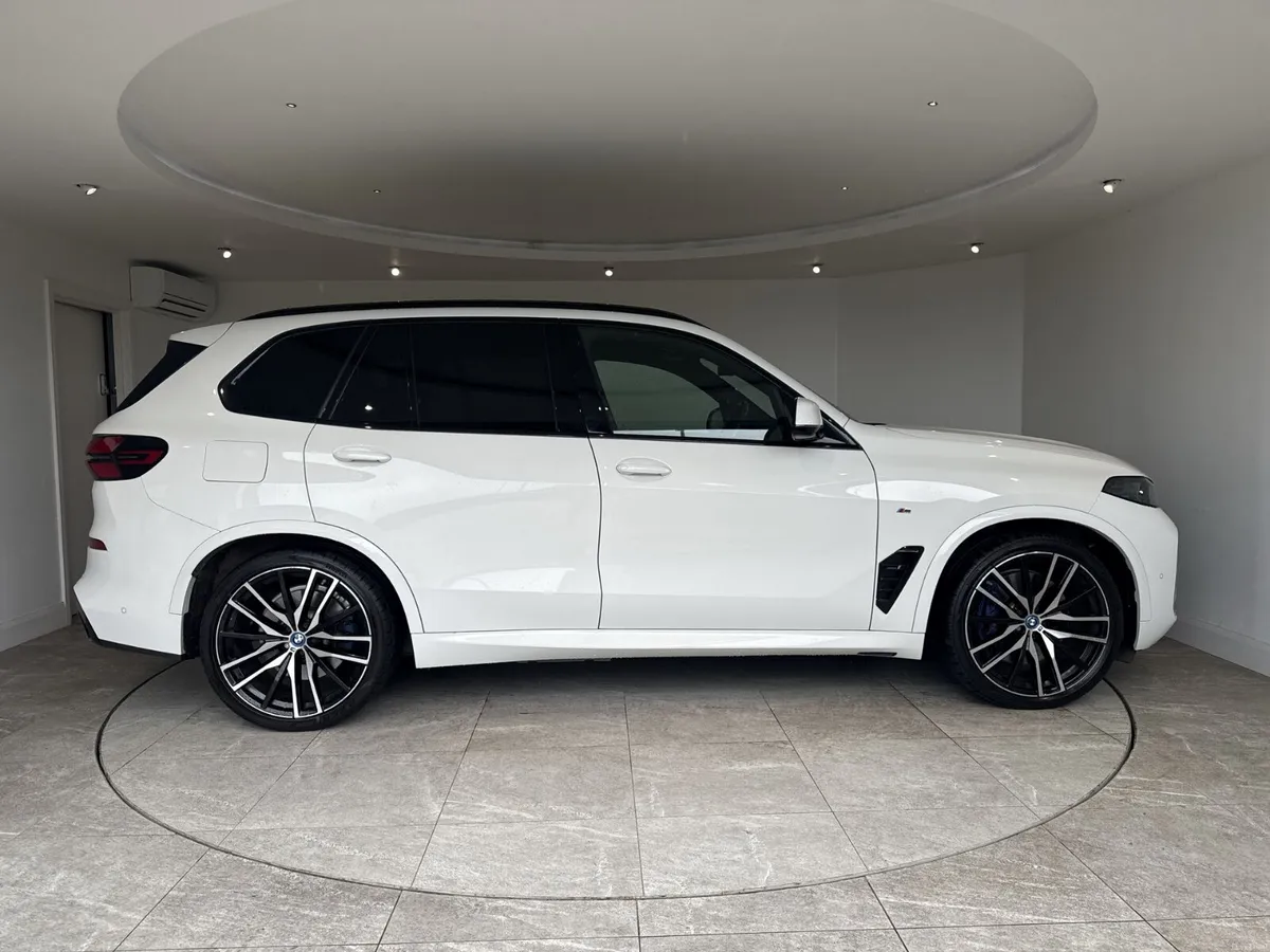 BMW X5 2023 - Image 4