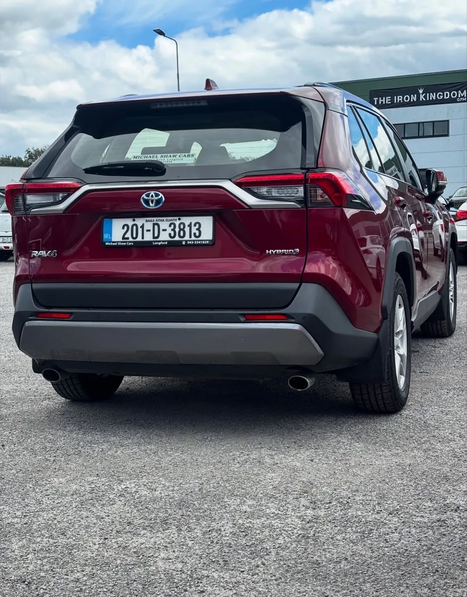 201 Toyota RAV4 Hybrid Automatic - Image 6