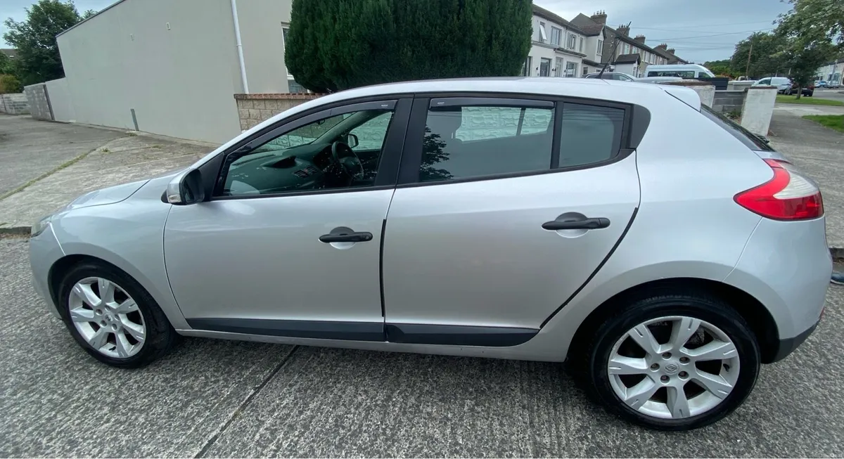 Megane 1.5 diesel DCI 2010 NCT 07/27 - Image 2