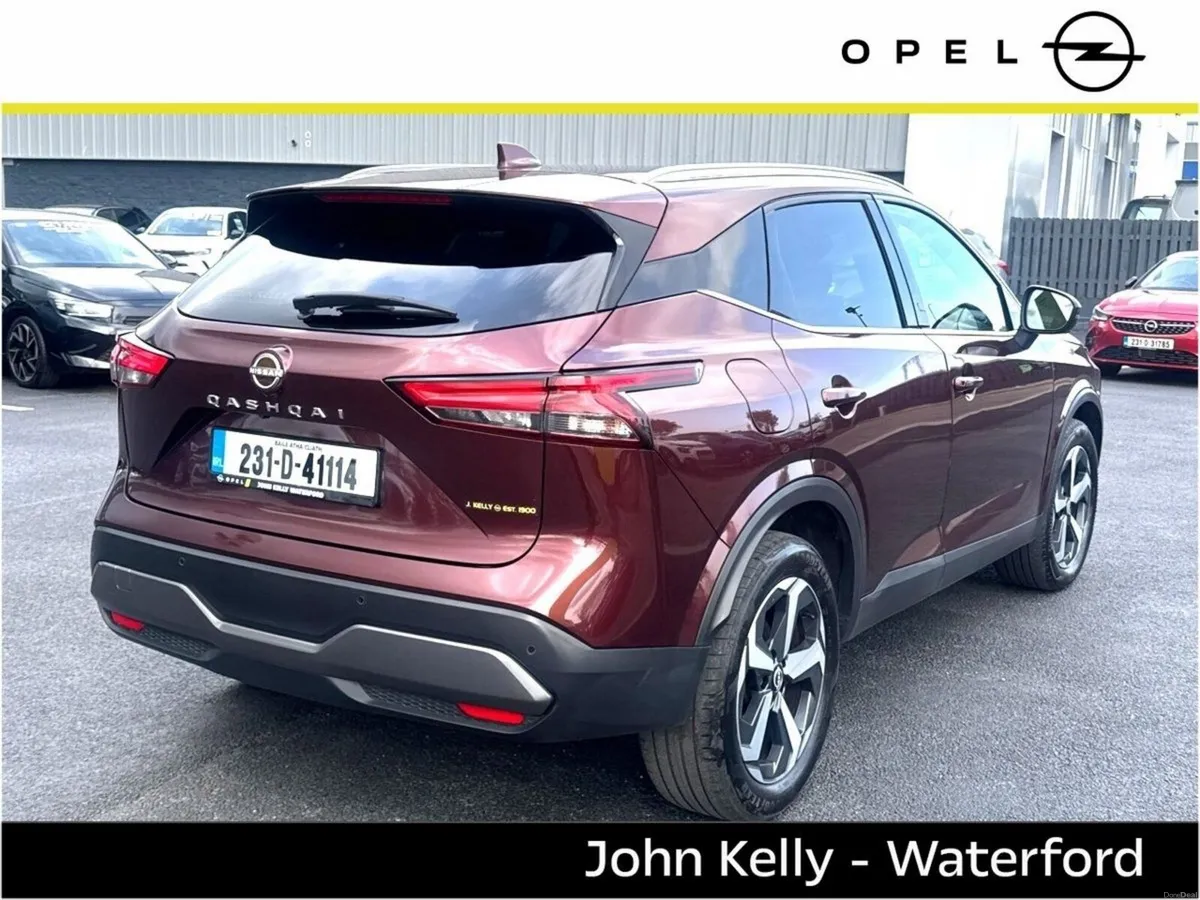 Nissan Qashqai 1.3 PET MILD HYBRID SV PREMIUM - Image 4