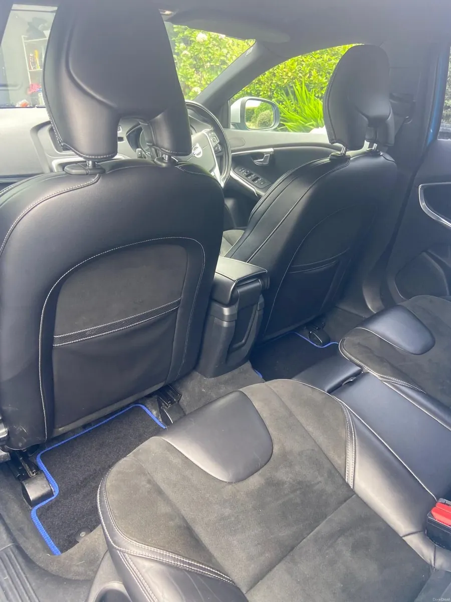 Volvo V40 2016 R-Design 2L D2 Just Serviced - Image 4