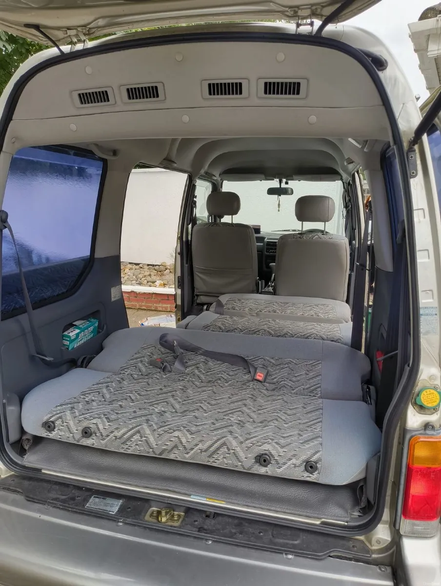 Subaru Domingo Microvan - Image 5