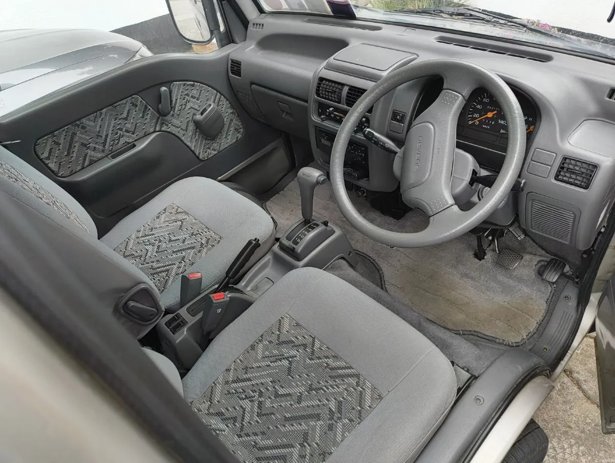 Subaru Domingo Microvan - Image 2