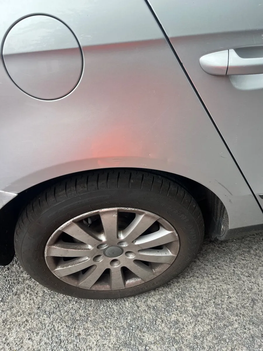 Volkswagen Passat 2007 - Image 3