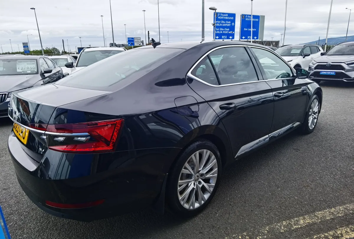 SKODA SUPERB 1.4 IV SE AUTOMATIC PHEV - Image 5