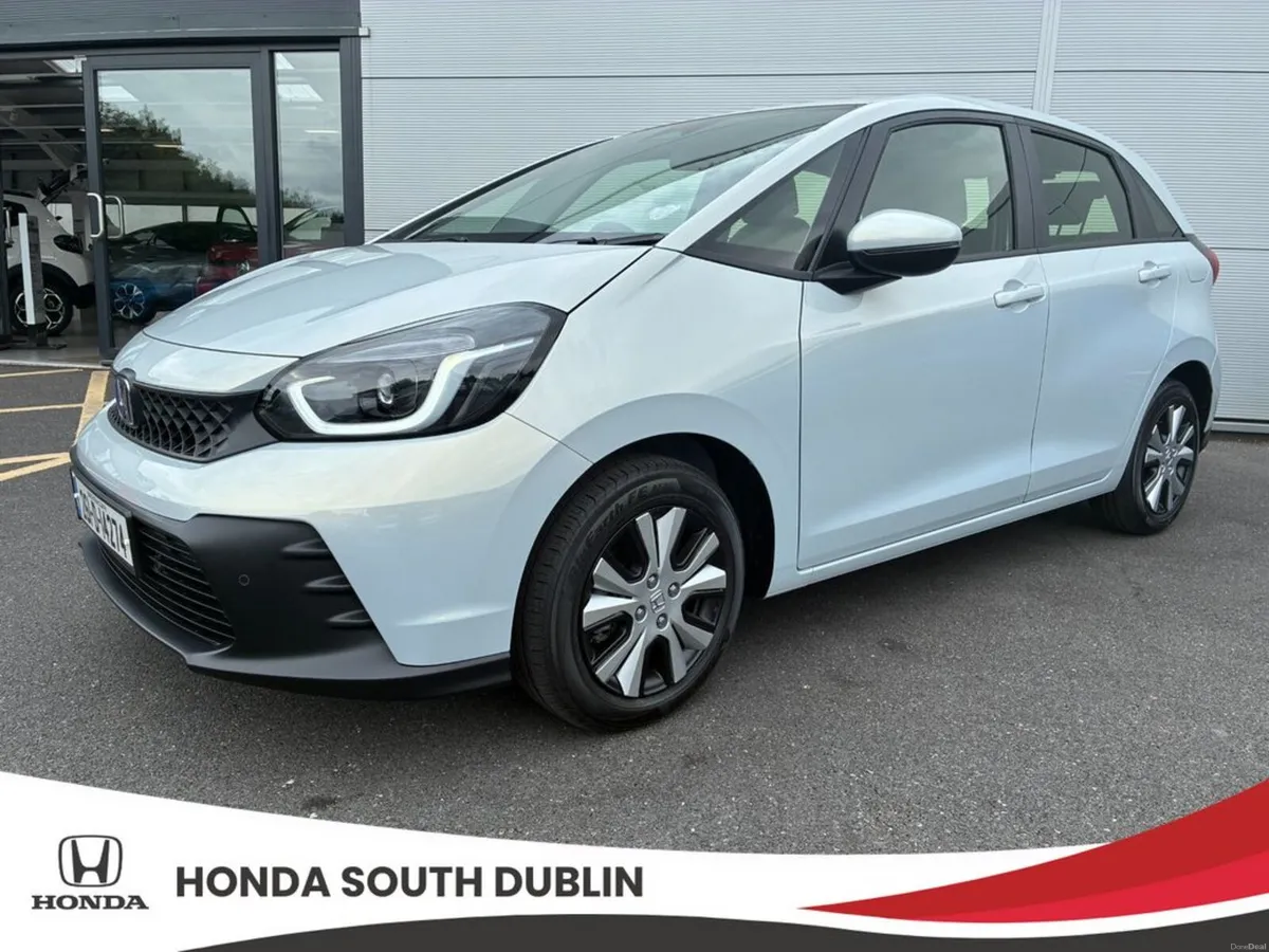 Honda Jazz Elegance , Petrol Hybrid Automatic , De - Image 2