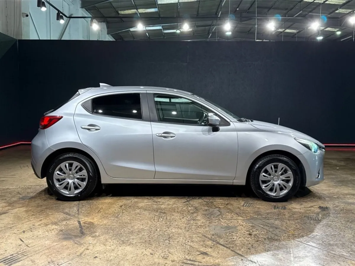 Mazda Demio 1.3 AUTOMATIC - REAR CAMERA - MULTI FU - Image 3