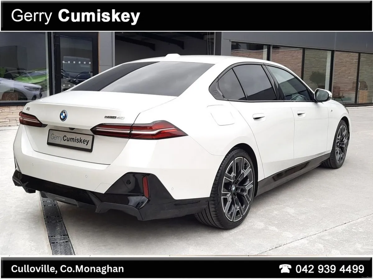 BMW i5 M Sport |  eDrive 40 |  83.9 kWh | Mineral - Image 3