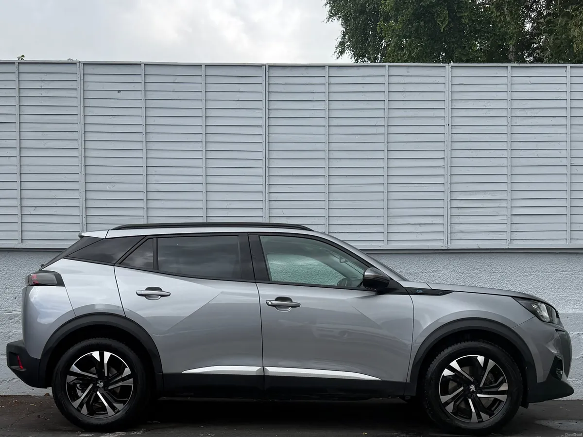 Peugeot 2008 2022 ALLURE PREMIUM EV/50 KWH /92.4% - Image 2