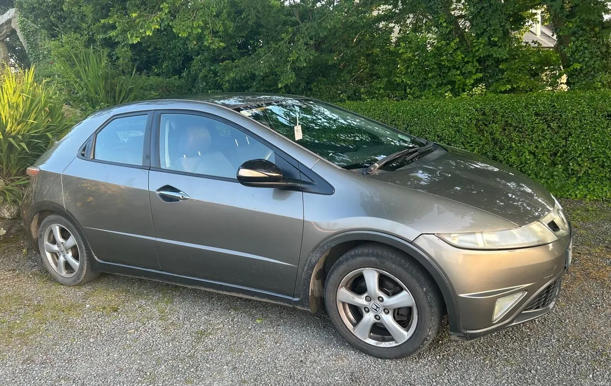 Honda civic - Image 3