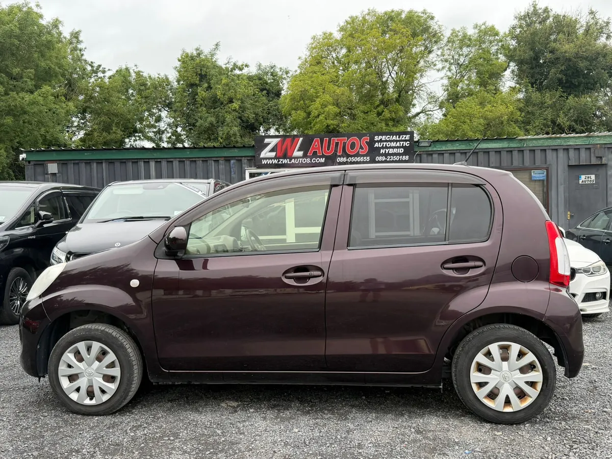 15 Toyota Passo 1.0 Auto - Image 4