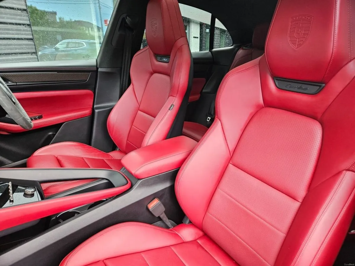 Porsche Macan Turbo Electric - Image 5