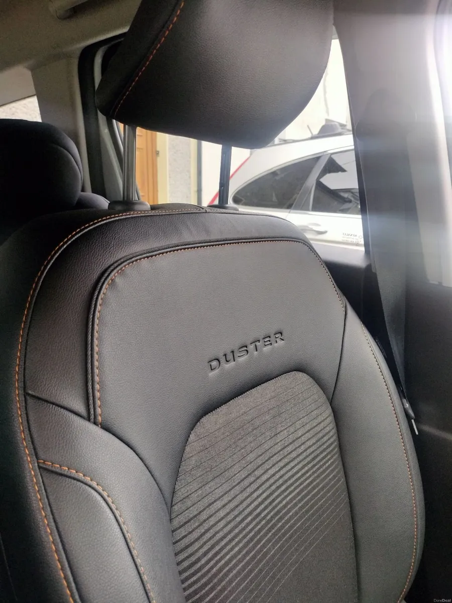 Dacia Duster 2022 Extreme high spec with warrenty - Image 6