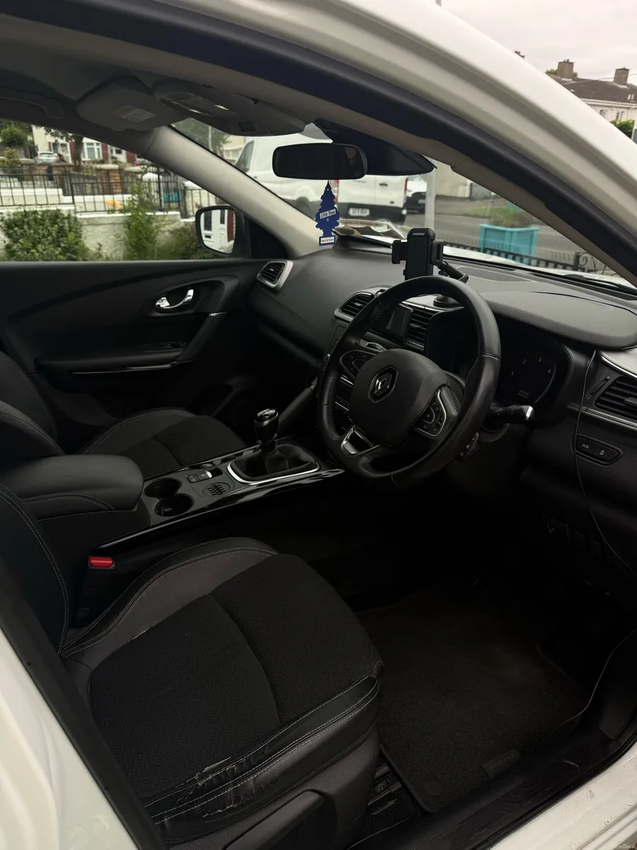 Renault Kadjar NCT 08/2027 - Image 5