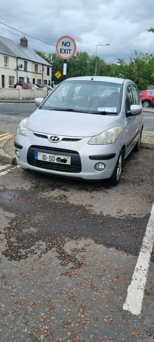 2010 Hyundai i10 Deluxe Silver Petrol 1.2L - Image 1