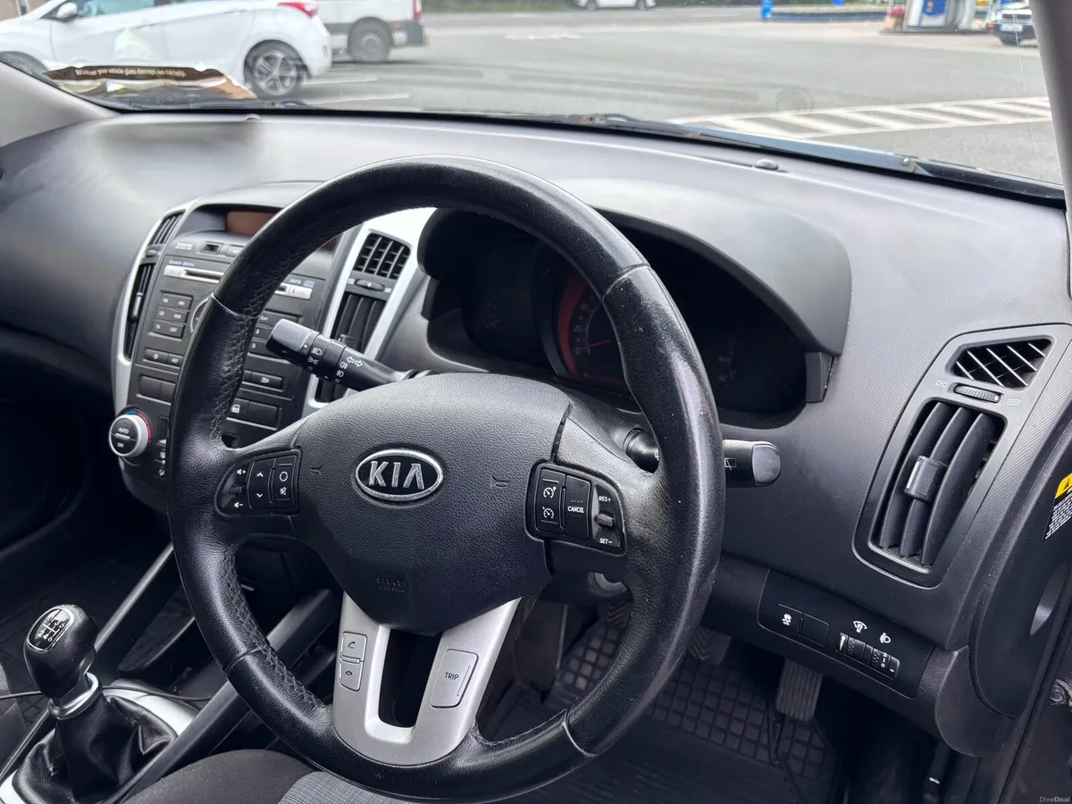 Kia ceed - Image 4