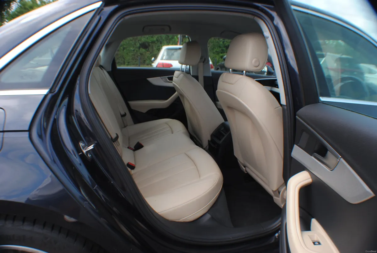Audi A4  2.0 TDI 4DR SALOON 2016 - Image 5