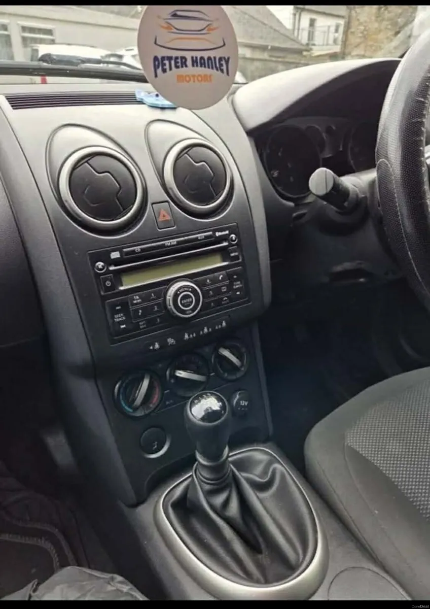 Nissan Qashqai 2009 - Image 4