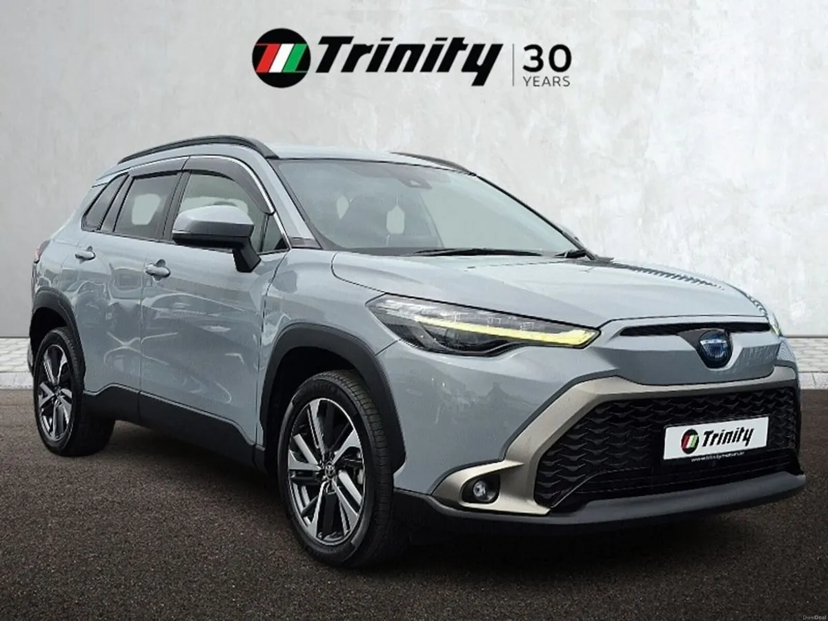 Toyota Corolla Cross ** HYBRID ** AUTO ** HUGE SPE - Image 1