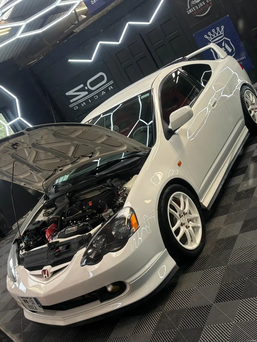 Honda Integra DC5 Type R - K24 FRANK! - Image 5