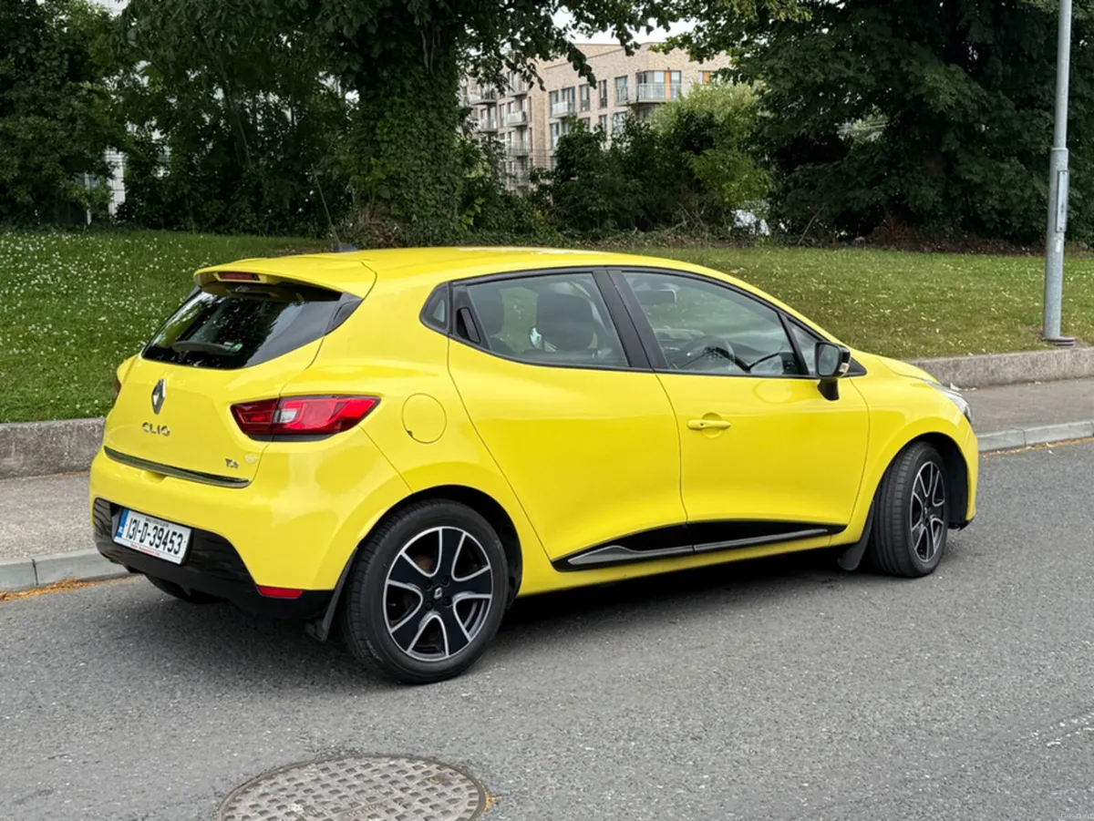 Renault Clio 0.9 DYNAMIQUE S MEDIANAV S/S 5DR 90HP - Image 4