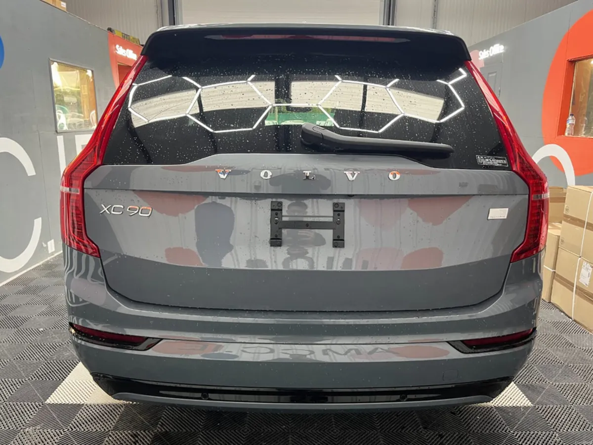 Volvo XC90 2023 VOLVO XC90 T8 PLUG-IN 2.0 AUTOMATI - Image 3