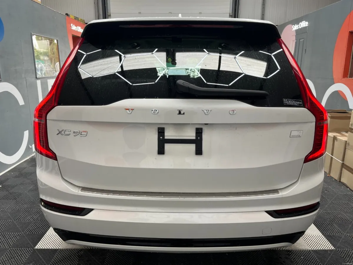 Volvo XC90 2023 VOLVO XC90 T8 PLUG-IN 2.0 AUTOMATI - Image 3