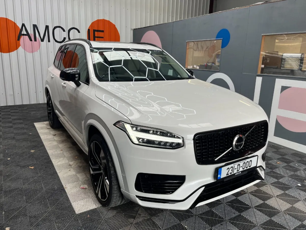 Volvo XC90 2023 VOLVO XC90 T8 PLUG-IN 2.0 AUTOMATI - Image 1