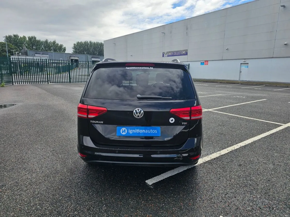 Volkswagen Touran 1.6 TDI, 7 SEATS, SLID & TILT SU - Image 3
