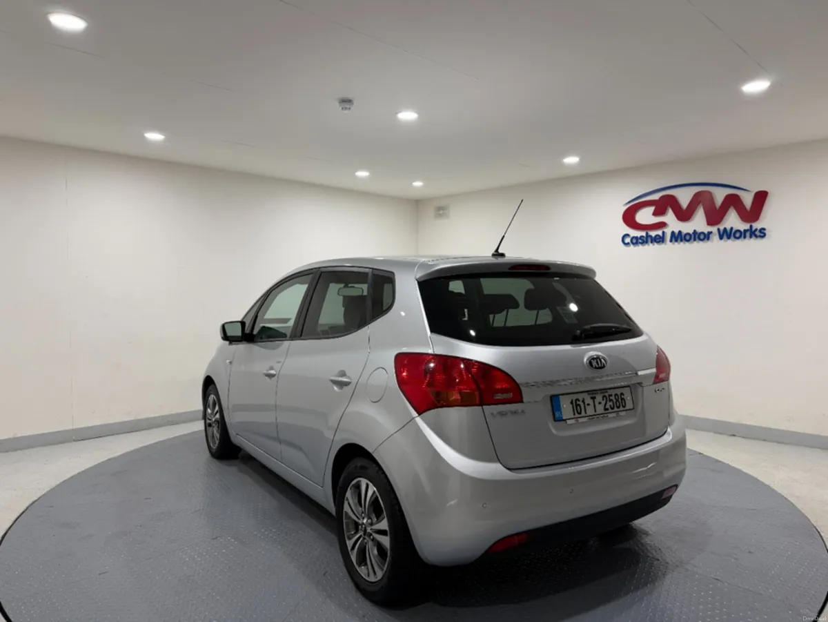 Kia Venga 1.4 ELITE DIESEL 5DR - Image 5