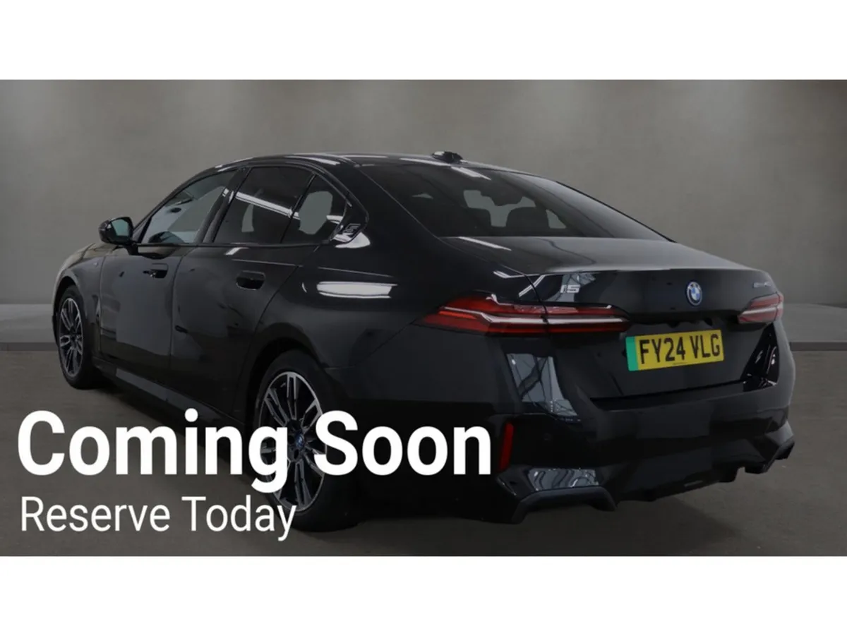 BMW i5 EDRIVE 40 M SPORT AUTOMATIC **ONE OWNER / 1 - Image 2