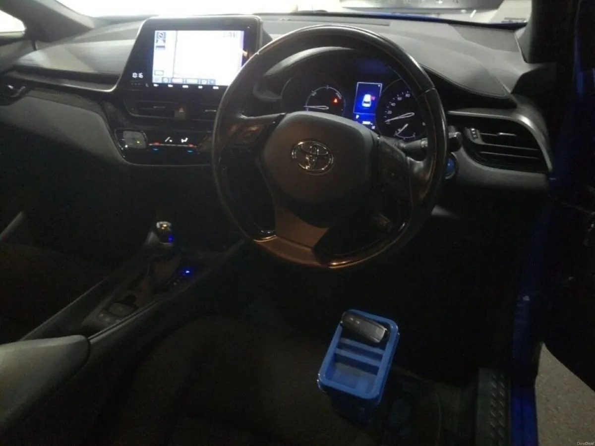 Toyota C-HR 1.8 HYBRID AUTOMATIC - LED EDITION - F - Image 3