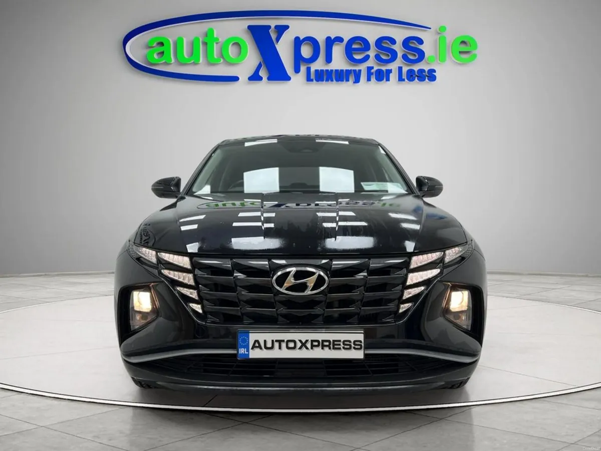 Hyundai Tucson 1.6 Diesel, Manual , Low mileage - Image 3