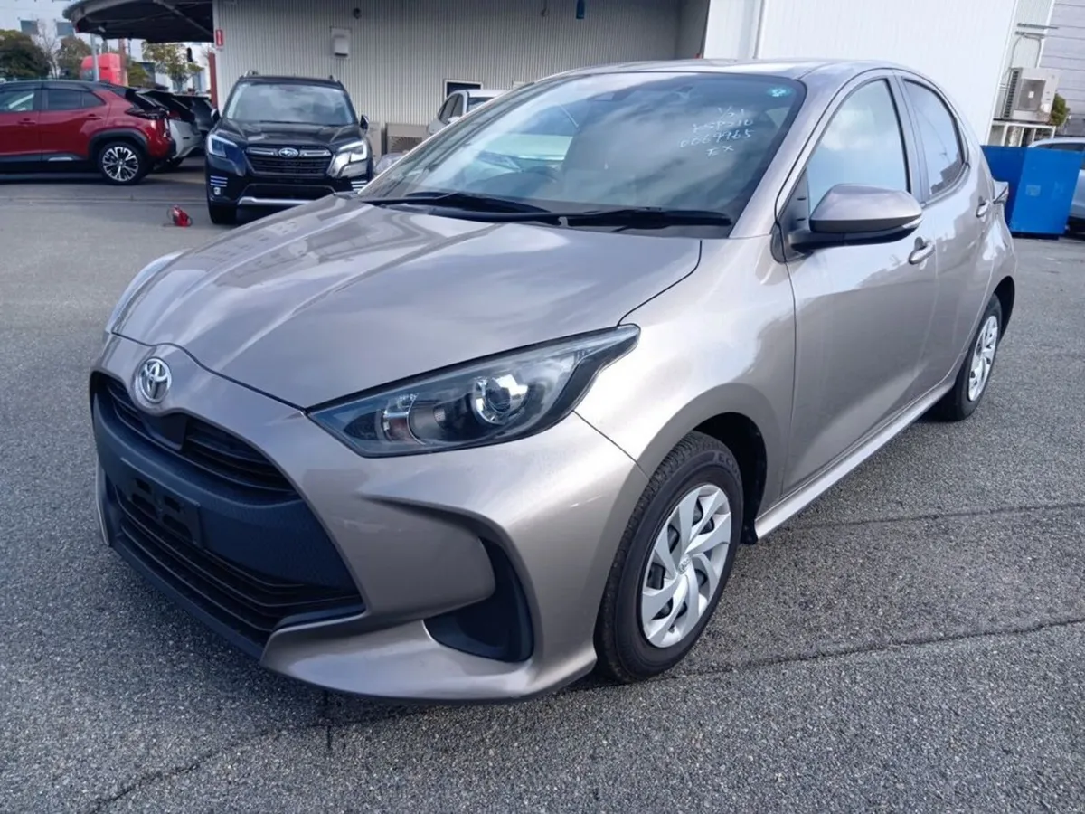 Toyota Yaris 1.0 Edition Automatic - Image 2