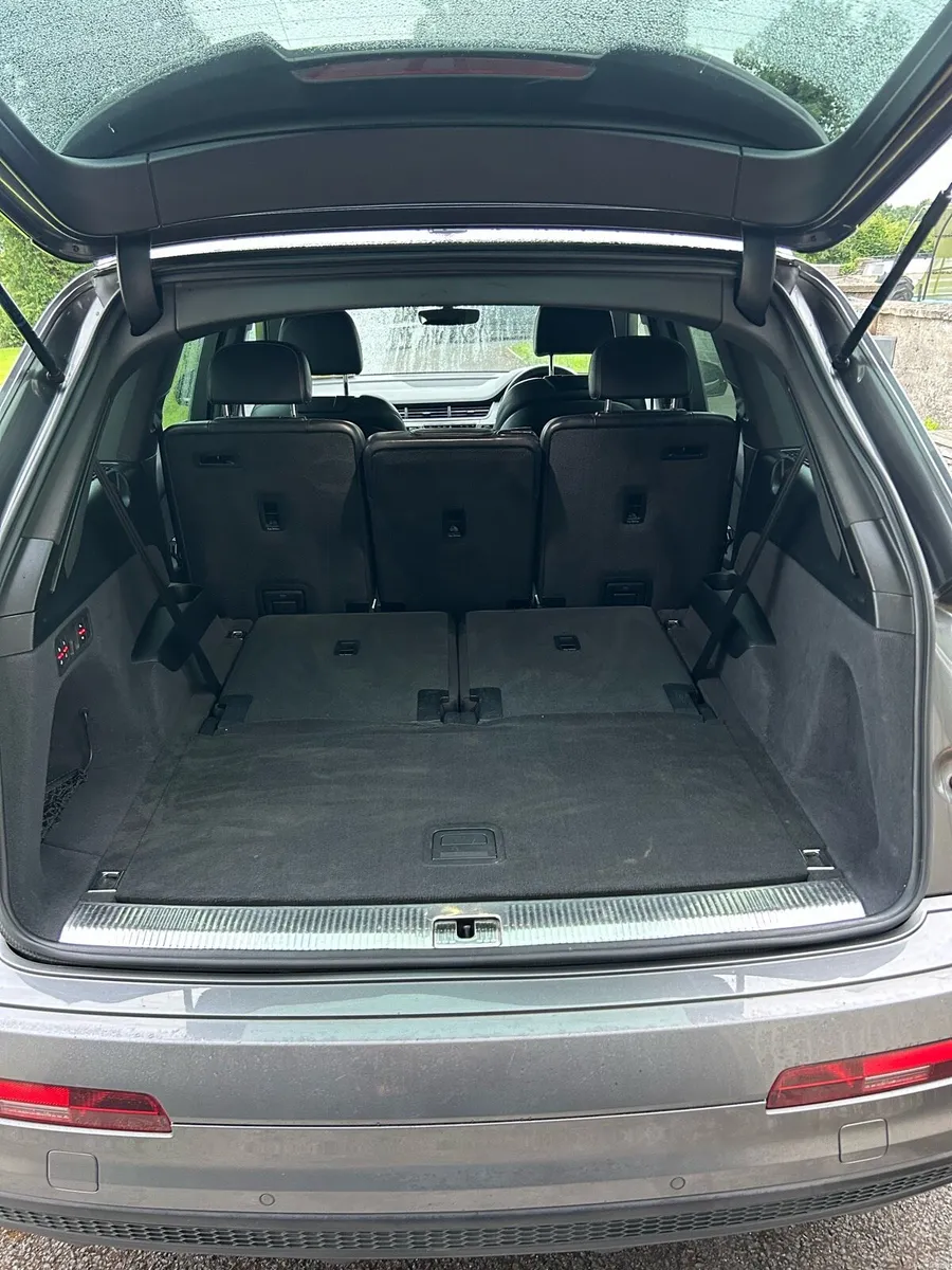 Audi Q7 - Image 3