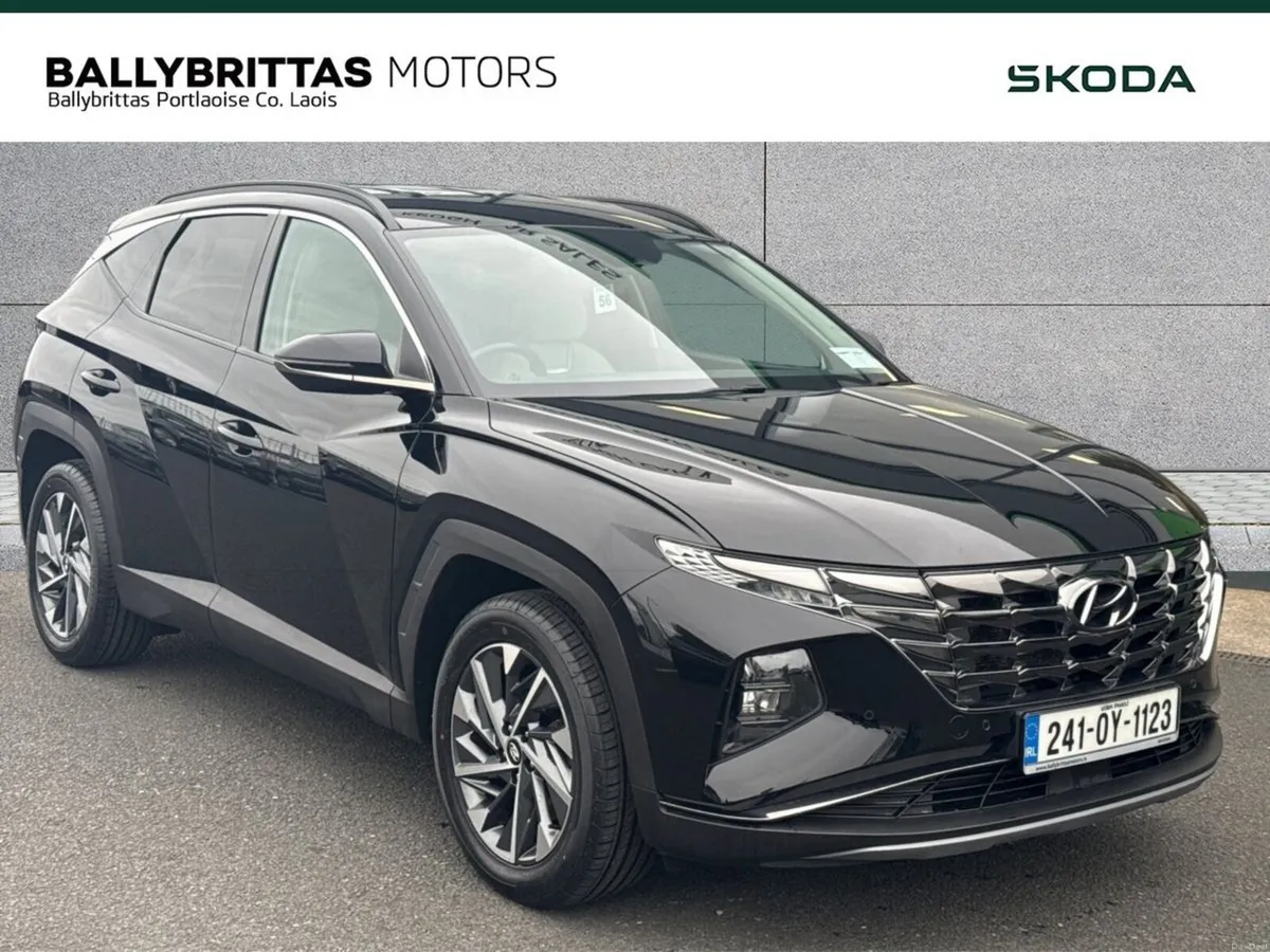 Hyundai Tucson 2WD Executive Plus - Image 1