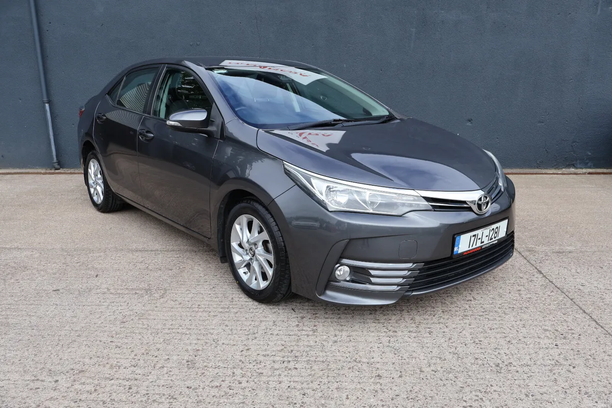 Toyota Corolla 4dr Luna 24 Month NCT Exceptional! - Image 3