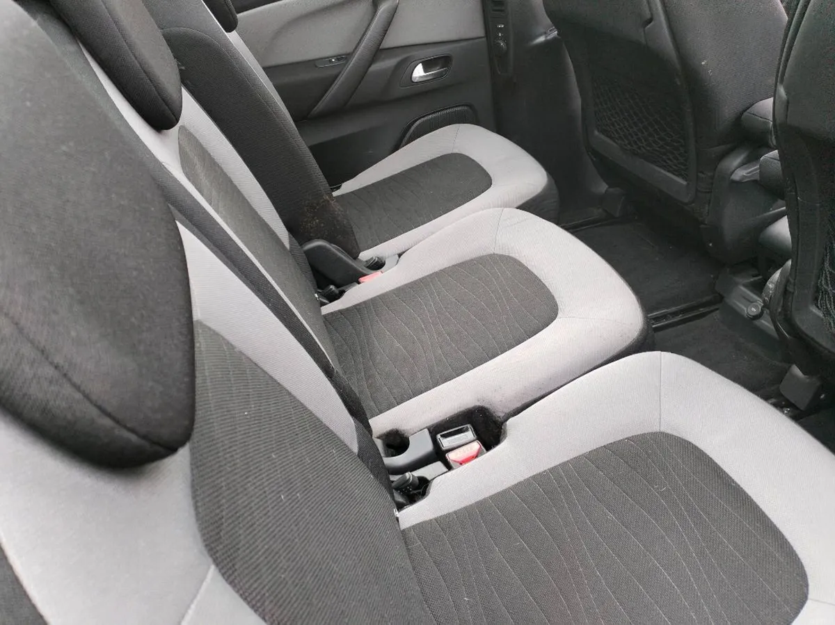 Citroen Picasso C4 1.6 automatica 7 seter.  8950 - Image 4